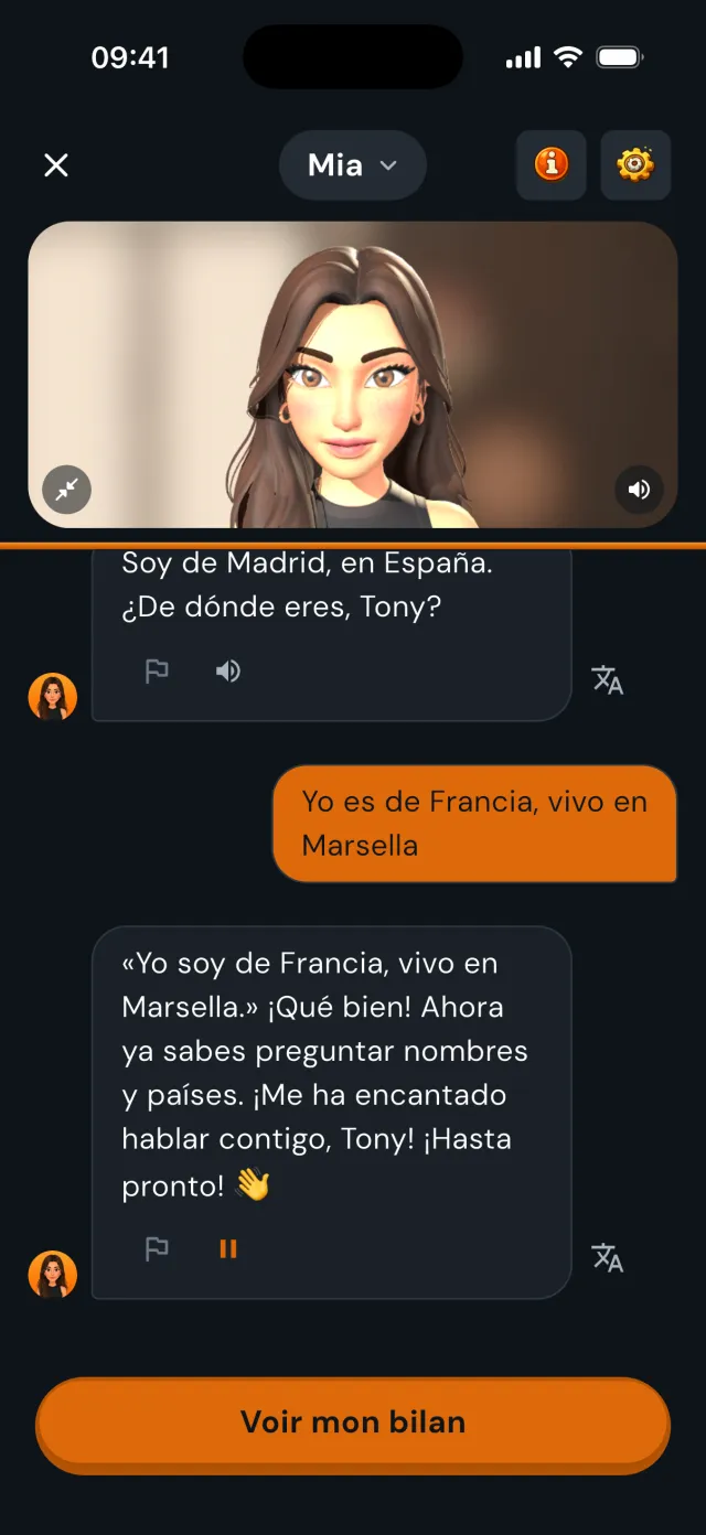 Discussion avec Mia : la phrase « Yo es de Francia » reprise en « Yo soy de Francia »